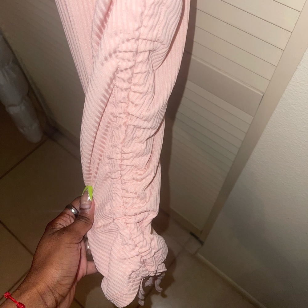 Solid Drawstring Side Bodycon Dress - Picture 4 of 5